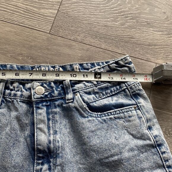 Vintage High Rise Denim Shorts - Picture 6 of 6